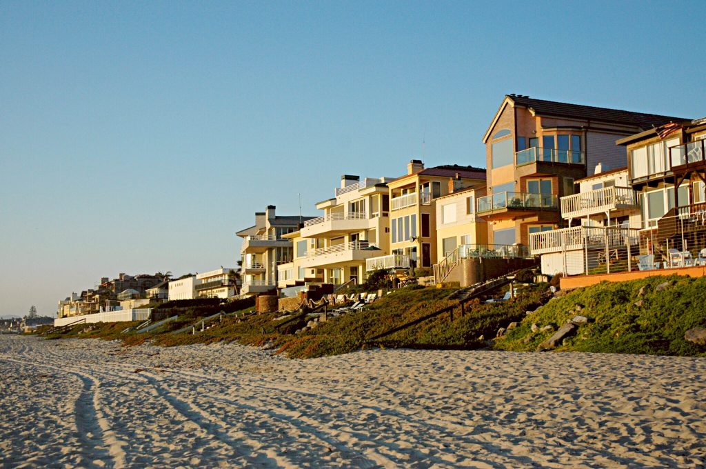 Beach Life Carlsbad California T20 Nmdgon - California Locals