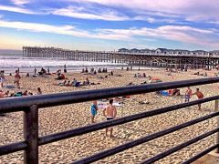 Great View Of Crystal Pier In Pacific Beach From The Boardwalk T20 Wemv4K - California Locals