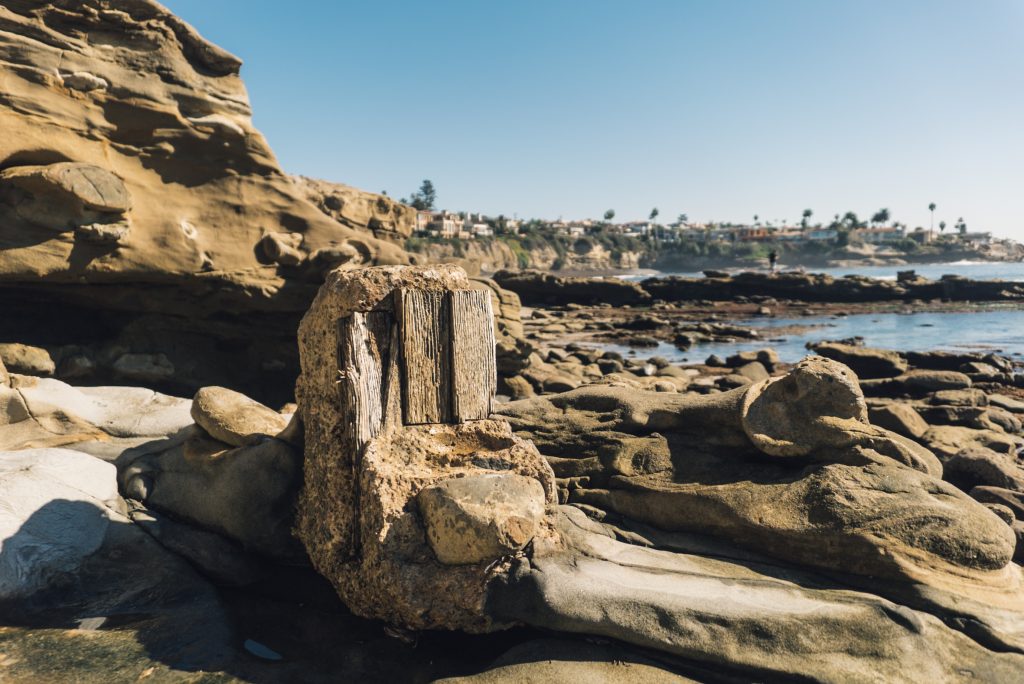 Stone Sculpture On The Rocky Shores Of La Jolla San Diego T20 Jyzekk - California Locals