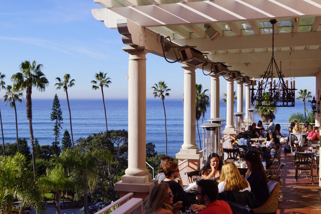 People Dining Having Brunch With A Gorgeous Ocean View On A Beautiful Day La Jolla California Tony T20 Loawpz - California Locals