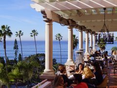 People Dining Having Brunch With A Gorgeous Ocean View On A Beautiful Day La Jolla California Tony T20 Loawpz - California Locals